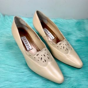 Venezia Nude Beige Lazer Cut Classic Pumps Shoe